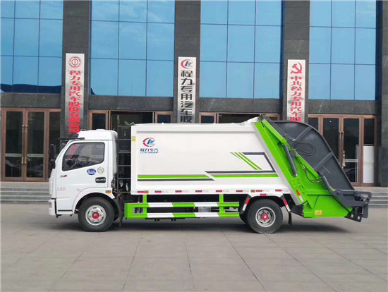 东风多利卡7-8方（挂桶式）压缩垃圾车