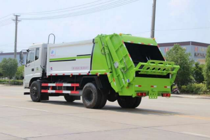 东风专底压缩垃圾车10方