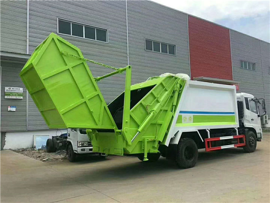 东风天锦压缩（摆臂式）垃圾车（12方）