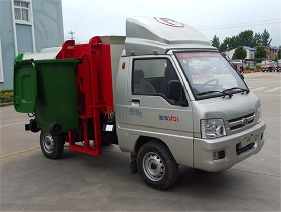 福田汽油3方挂桶垃圾车