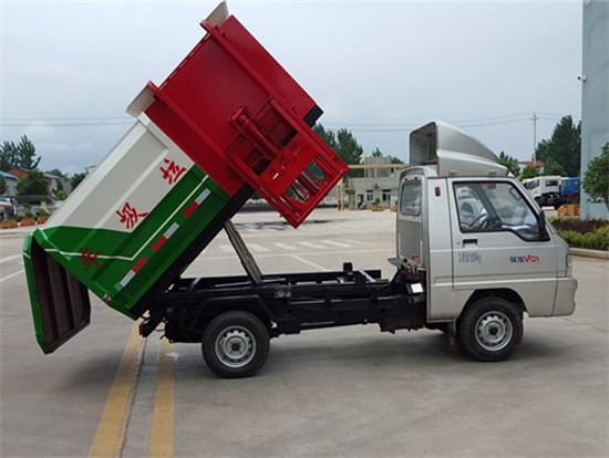 福田汽油3方挂桶垃圾车