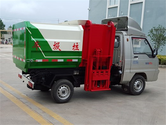 福田汽油3方挂桶垃圾车