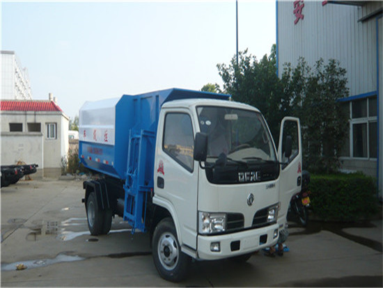东风福瑞卡5方挂桶垃圾车