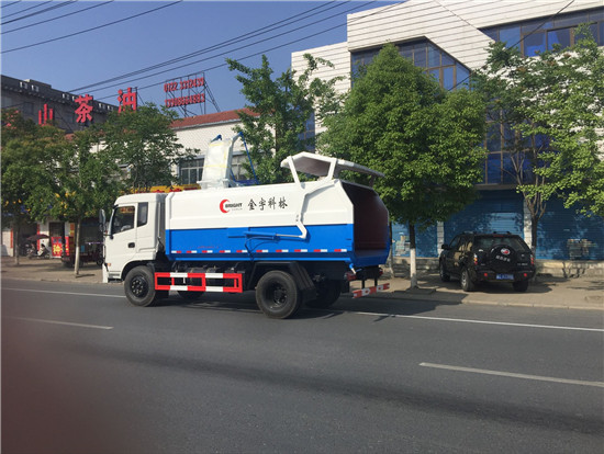 东风153挂桶垃圾车（12-14方）
