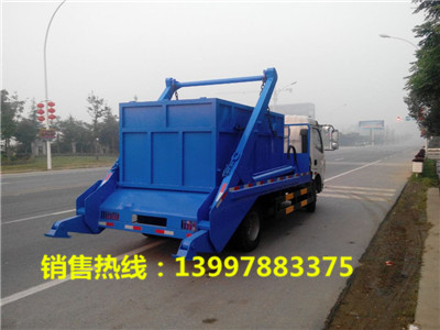东风多利卡摆臂垃圾车