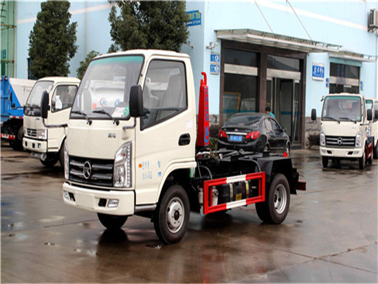 凯马（3-4方）勾臂垃圾车