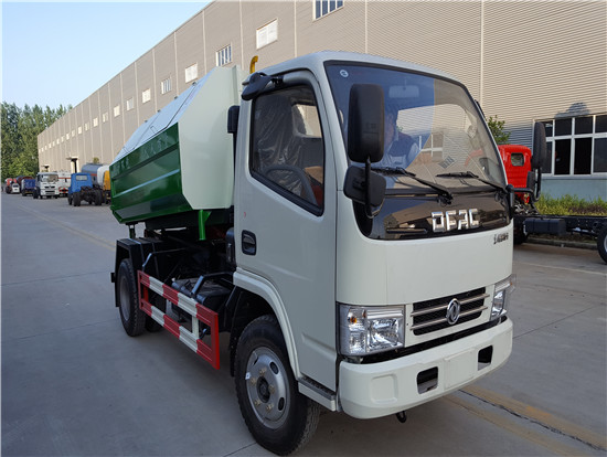 东风福瑞卡5方勾臂垃圾车