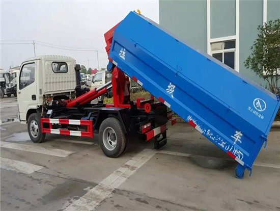 东风福瑞卡5方勾臂垃圾车