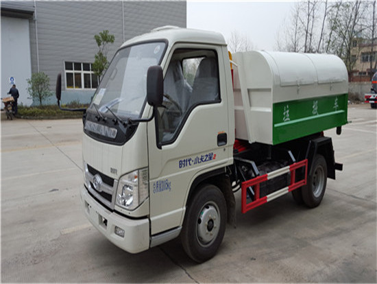 福田4方勾臂垃圾车