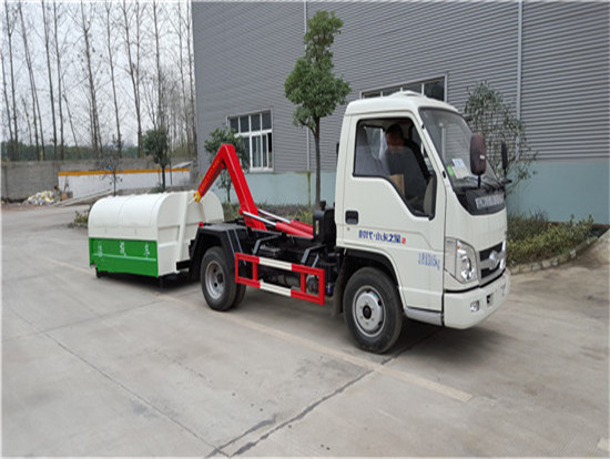 福田4方勾臂垃圾车