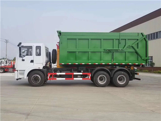 东风天龙后双桥车厢可卸式垃圾车