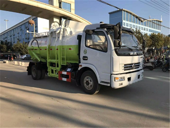 东风多利卡餐厨垃圾车