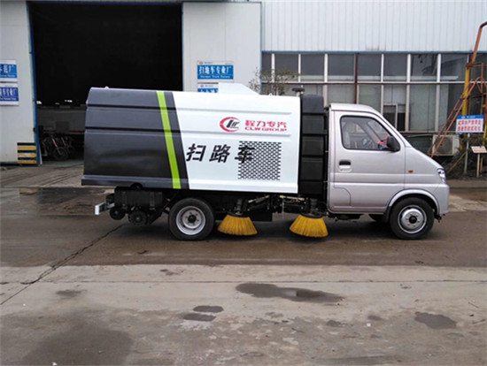 长安扫路车