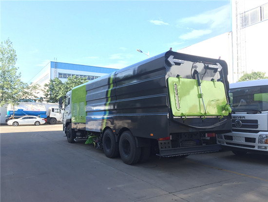 东风天龙后双桥洗扫车