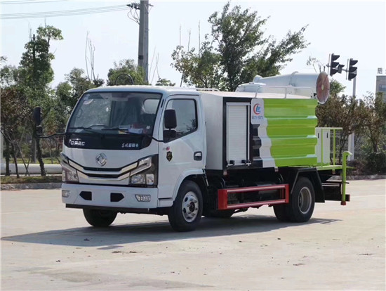 国六东风多利卡多功能抑尘车