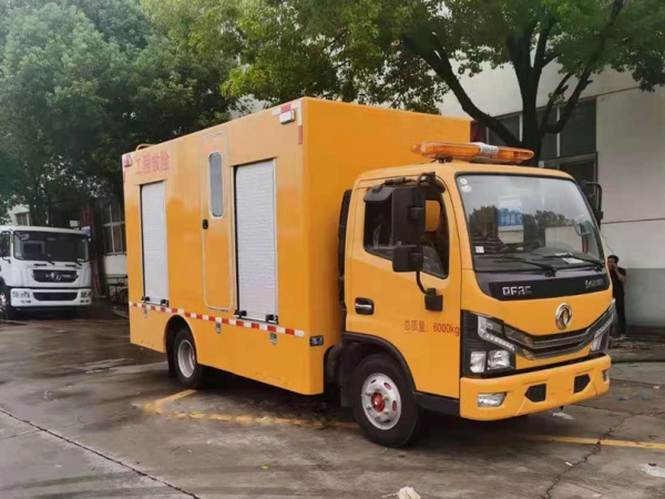 东风多利卡排水车